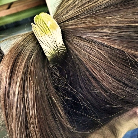 Gold Hair Pony tail elastic with Leaf and Barrett Bundle NWT - Picture 2 of 8